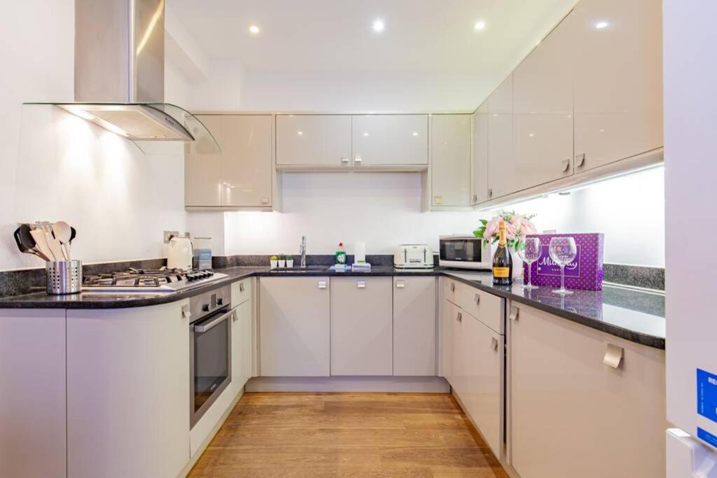 Unique And Quirky Central Apartment With Parking Oxford Luaran gambar
