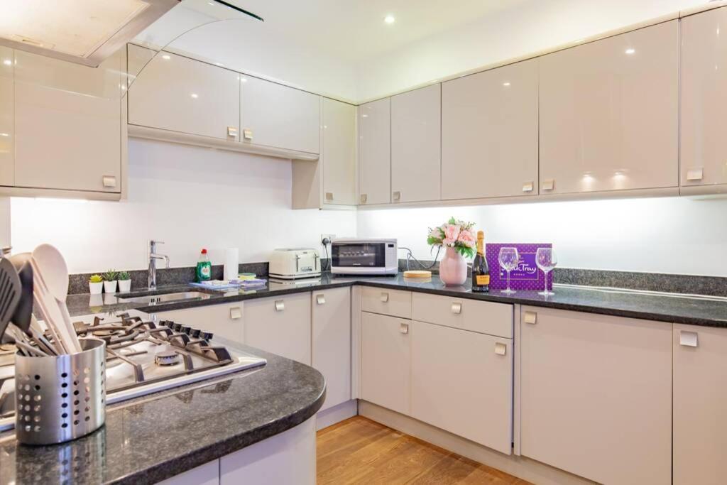 Unique And Quirky Central Apartment With Parking Oxford Luaran gambar